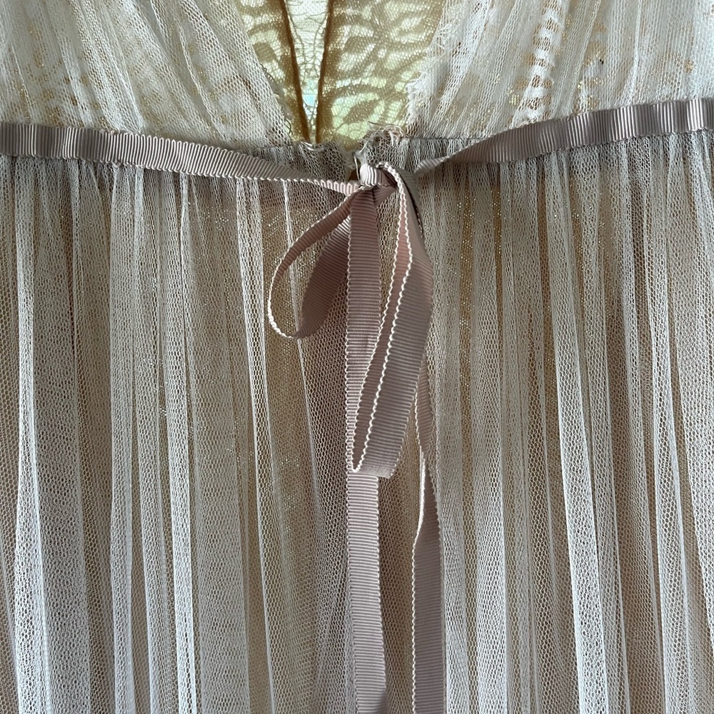 Watters Cream and White Lace Wedding Dress - Picture 5 of 5